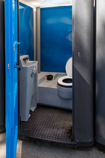 Best Best portable toilet rental  in Campbell, FL
